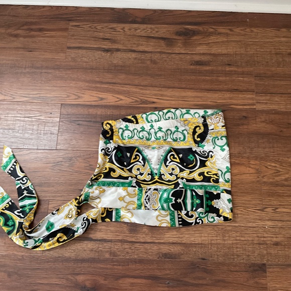 Xoxo  top side tie - Picture 3 of 3